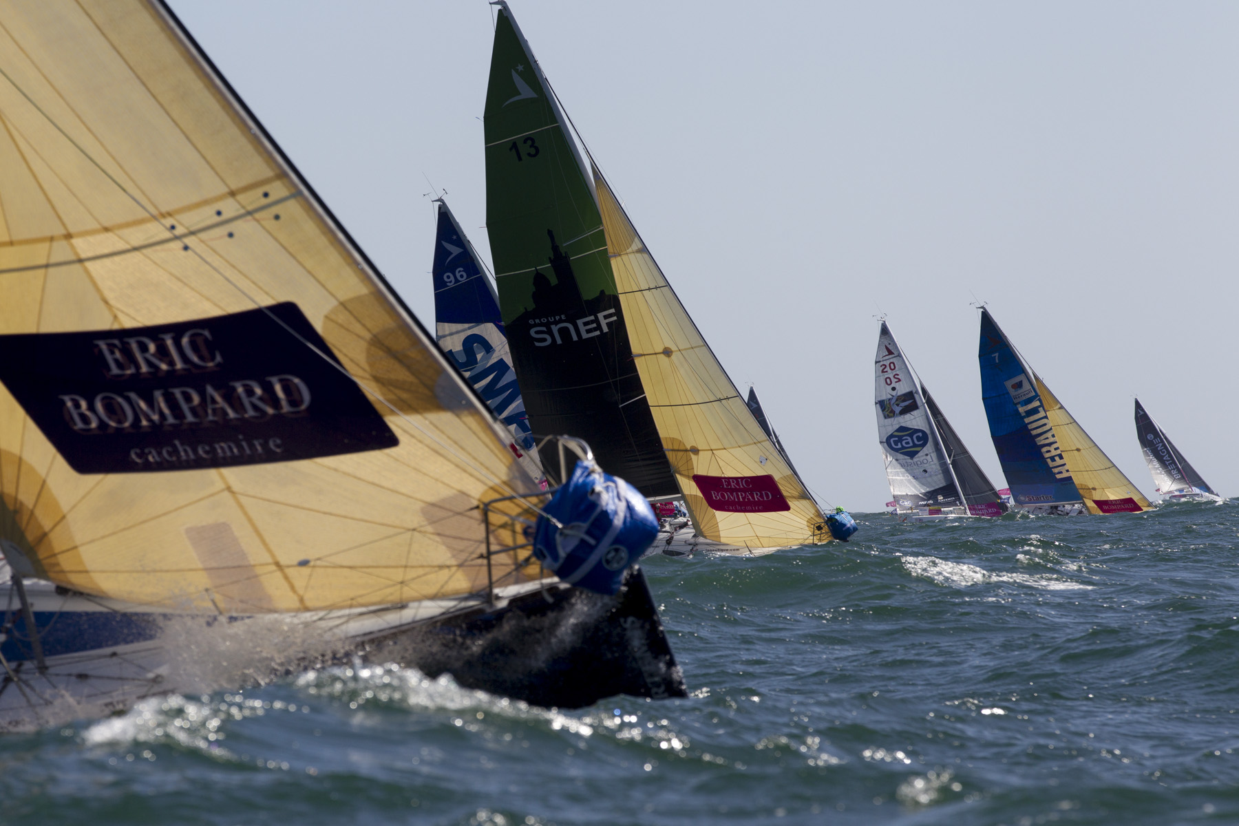 Depart de la 4eme etape de la Solitaire du Figaro Eric Bompard Cachemire 2014 entre Les Sables d'Olonne et Cherbourg - Les Sables d'Olonne le 29/06/2014